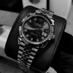 black rolex submariner